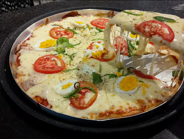 Pizza Portuguesa